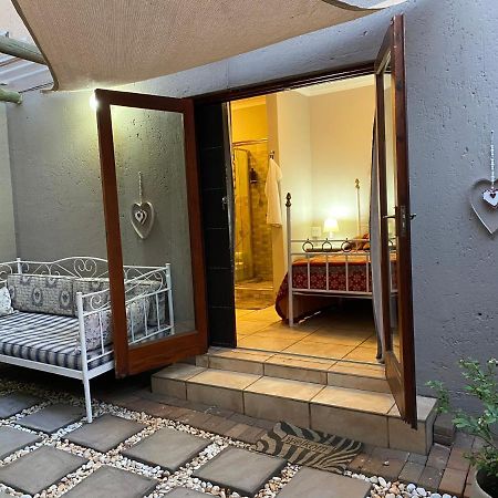 Hotel Favour Pretoria-Noord Exterior foto